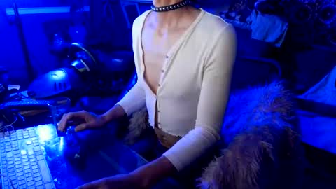 Taylor Tash online show from January 8, 1:55 am