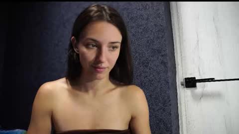 Meri  online show from October 30, 9:37 pm