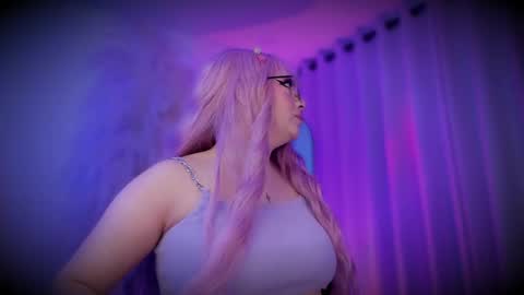 Cami independent model online show from April 27, 5:27 am