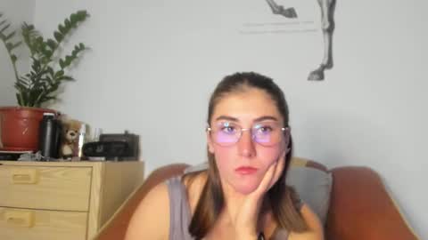 Andrea Your sweet farmer girl online show from December 3, 10:56 am