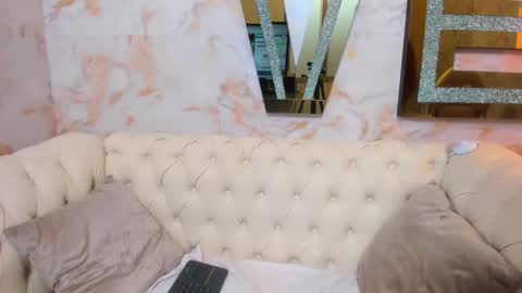 Evelin  online show from November 7, 9:50 pm