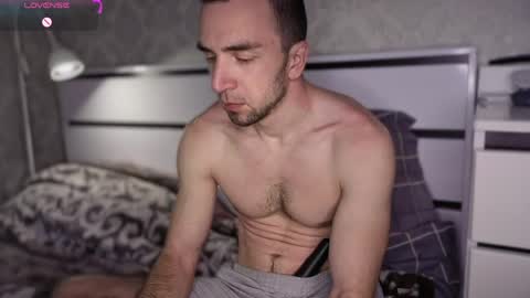 Your new boyfriend17 online show from April 29, 8:41 am