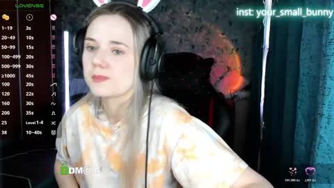 Molly online show from May 5, 3:02 am