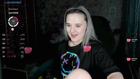Molly online show from January 27, 11:00 am