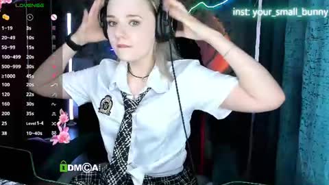 Molly online show from August 3, 2:35 am