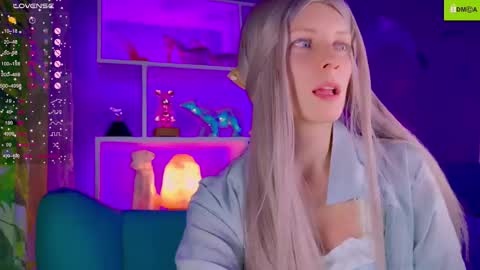 your_spring online show from November 28, 1:35 am