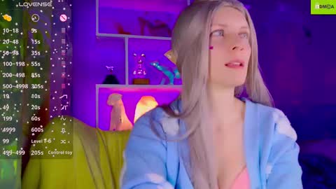 your_spring online show from December 2, 12:25 pm