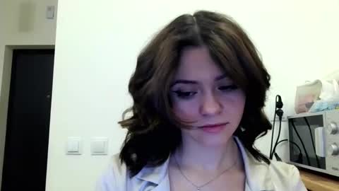 your_valeria online show from December 12, 5:42 am