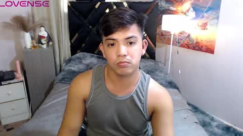 yourasian_bradley online show from October 1, 6:23 am