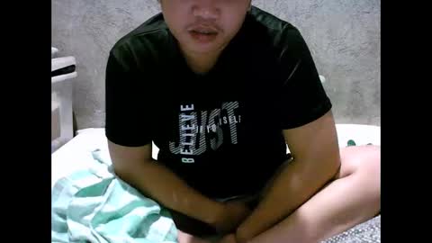 yourasian_lover29 online show from March 4, 2:36 pm