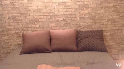 Sasha FOLLOW ME   online show from March 11, 4:15 am