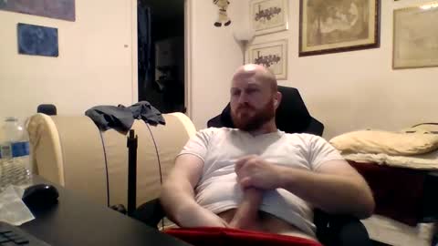 Snapshot of yourbewbs chatting on December 6, 2:08 am yourbewbs online show from December 6, 2:08 am