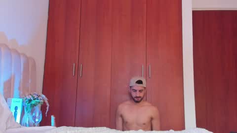 YOURBOYNEXTDOOR online show from January 11, 3:20 pm