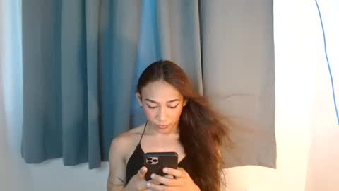 yourcumslutari online show from June 15, 4:37 am