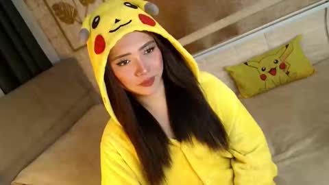 JEN  online show from January 10, 1:16 pm