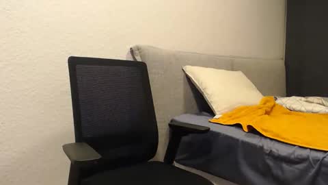 hornyedging online show from November 16, 11:07 pm