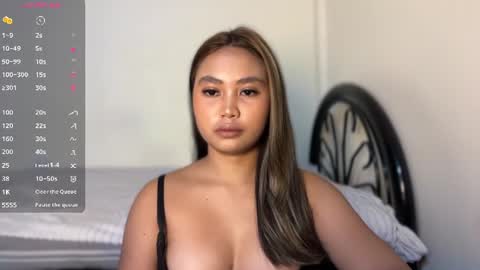 yourfantasyyy_ online show from July 14, 8:03 pm