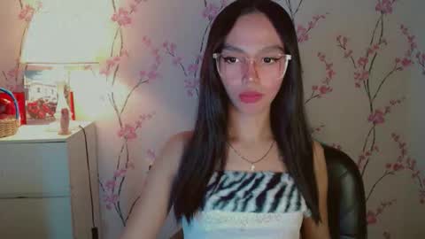 RICCIE MAE online show from September 9, 3:28 am