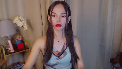 RICCIE MAE online show from December 3, 2:56 am