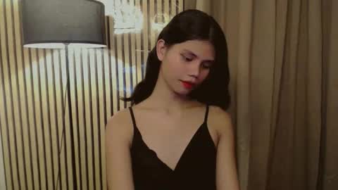 Vivian online show from November 10, 2:25 am