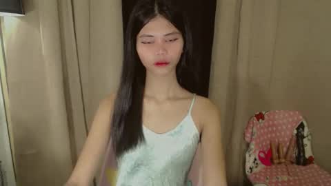 Vivian online show from March 2, 9:54 pm