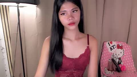 Vivian online show from May 18, 12:20 am