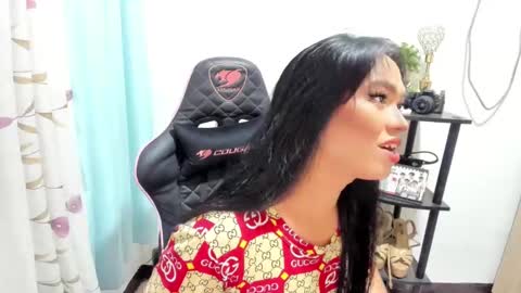 Snapshot of yourfiercequeenalexia chatting on January 3, 1:46 pm Alexia online show from January 3, 1:46 pm