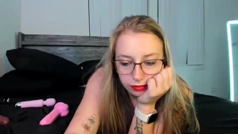 Amanda Ivy online show from December 5, 3:28 am