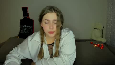 Snapshot of yourgem__ chatting on March 3, 8:21 pm yourgem__ online show from March 3, 8:21 pm