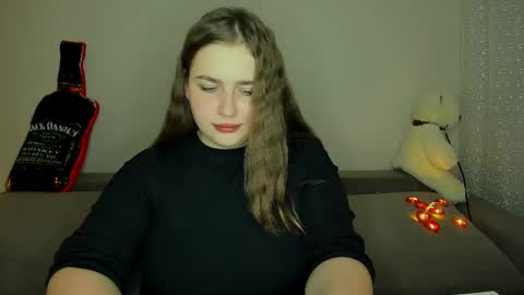 Snapshot of yourgem__ chatting on February 25, 7:38 pm yourgem__ online show from February 25, 7:38 pm