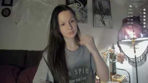 Aida online show from March 12, 5:16 pm