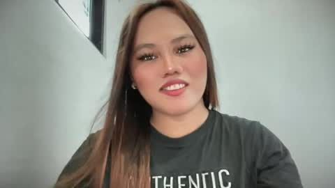 yourhotgirl_lyn online show from June 15, 6:27 am