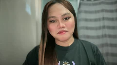 yourhotgirl_lyn online show from July 5, 7:04 am