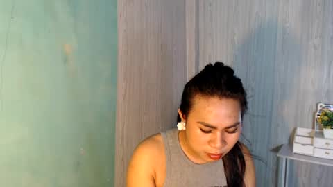 Mauie  online show from July 1, 1:47 am