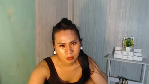Mauie  online show from July 25, 2:20 am
