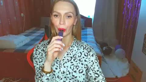 Ksyusha online show from July 17, 7:10 am