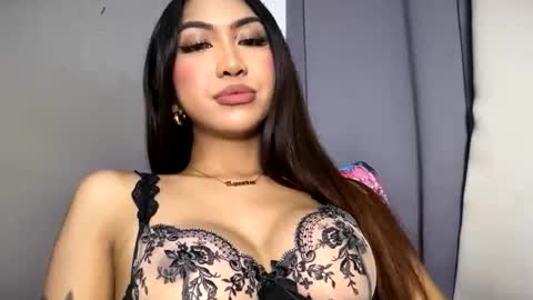 yourlovebella88 online show from January 13, 10:39 pm