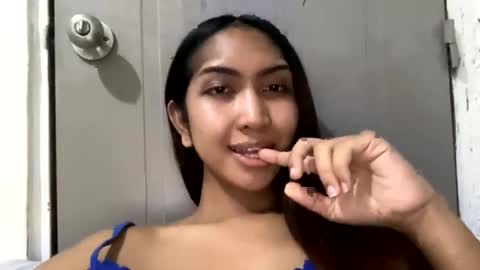 yourlovebella88 online show from November 28, 1:24 am