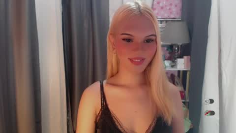 KYLIE MORE online show from July 6, 7:16 am