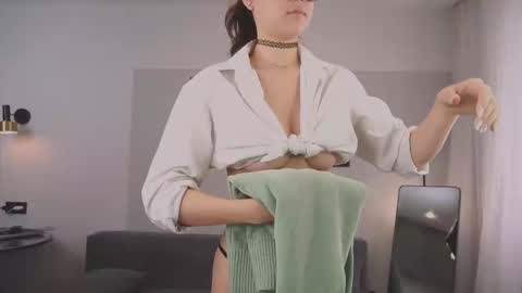 yourmaylien online show from September 30, 6:13 am