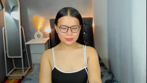 yourmissingprincess online show from November 24, 5:06 am