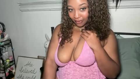 YOURMOMMY online show from July 26, 4:43 am