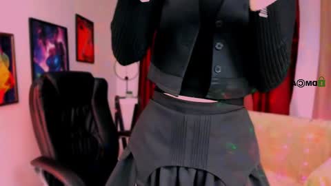 yours_sunny online show from January 28, 4:52 pm