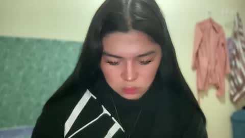 yoursexytowngirl online show from May 2, 4:40 am