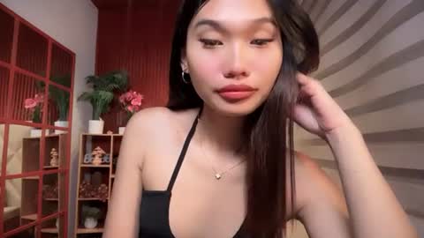 yoursluttyashxx online show from June 28, 5:09 pm