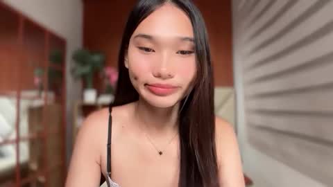 yoursluttyashxx online show from April 28, 6:01 pm