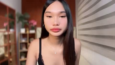 yoursluttyashxx online show from August 5, 11:02 pm