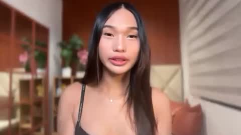 yoursluttyashxx online show from July 5, 5:20 pm