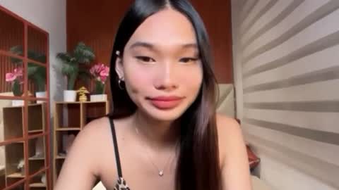 yoursluttyashxx online show from July 20, 11:17 pm