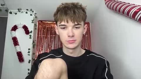 yoursweetyguy online show from February 10, 4:32 pm